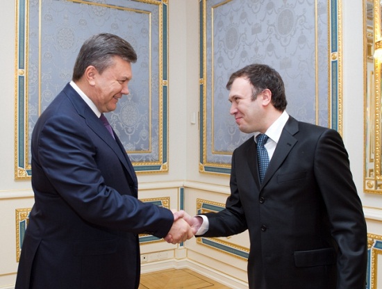 Президент України Віктор Янукович та лідер Студреспубліки Павло Вікнянський
