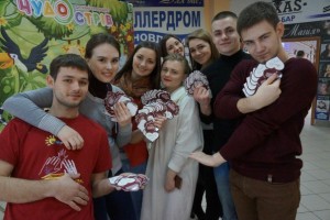 Полтавські республіканці роздають «валентинки»